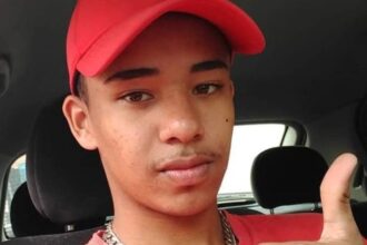 Testemunhas relatam que dupla em moto tiraram a vida de jovem de 22 anos em SBC