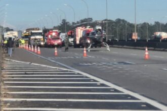 Vítima presa nas ferragens é resgatada pelo Águia após engavetamento no Rodoanel