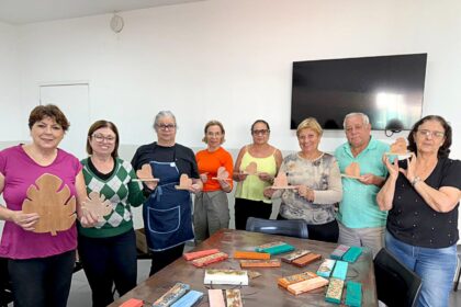 Peças artesanais do ART Sênior são opções de presente para o Dia das Mães em São Caetano