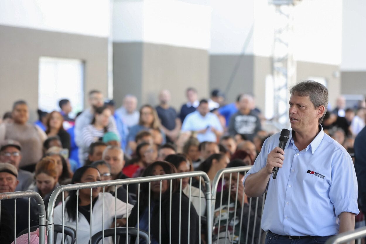 Com verbas em tramitação e foco em mobilidade e habitação, Tarcísio promete presença constante na região
