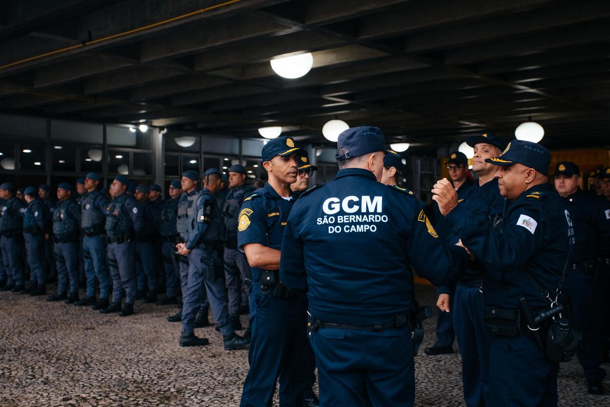 Neste primeiro final de semana de evento, cerca de 300 guardas municipais vão fazer a segurança interna e externa do Paço. 
