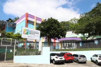 Mães Protetoras: iniciativa promove cuidado nas escolas e renda para mulheres em Diadema