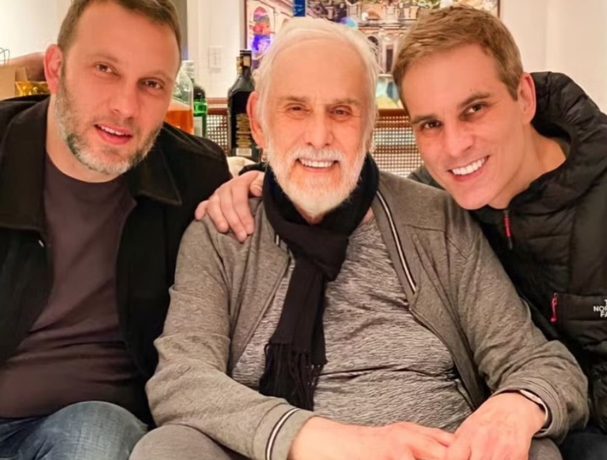Francisco Cuoco com os filhos Rodrigo e Diogo — Foto: Reprodução/Instagram Francisco Cuoco
