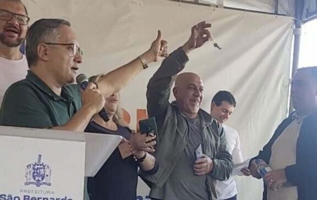 Prefeito de S.Bernardo entrega praça revitalizada e anuncia Ecoponto no bairro dos Casa