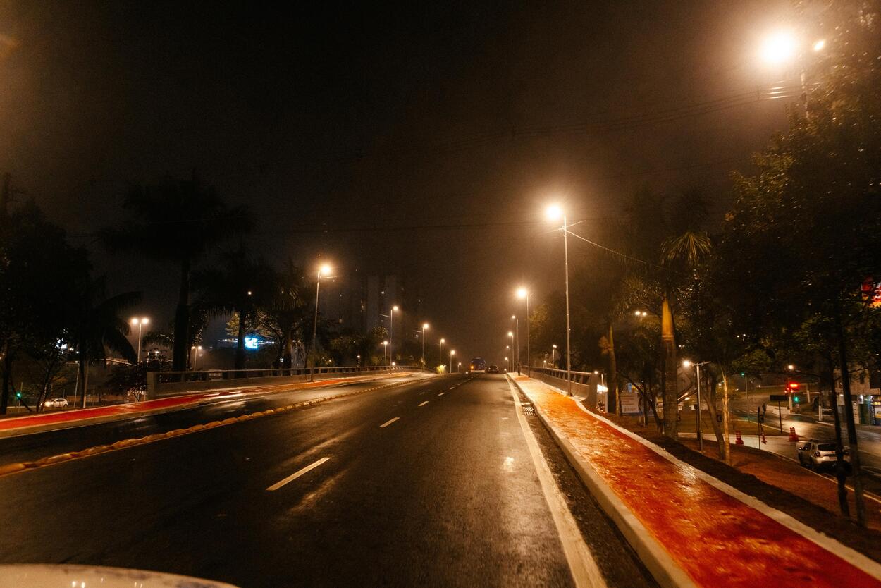 Intervenções também se deram sob o Programa Minha Rua Nova, com recapeamento asfáltico no entorno