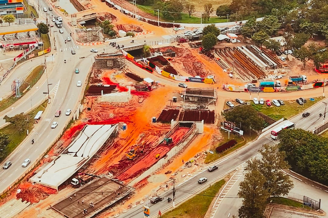 Complexo Viário Corredor dos Couros avança com obras integradas e investimento de mais de R$ 350 milhões