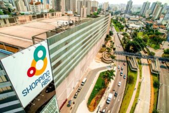 Encontro de Pintura no Shopping ABC engaja comunidade em campanha do McDia Feliz 2025