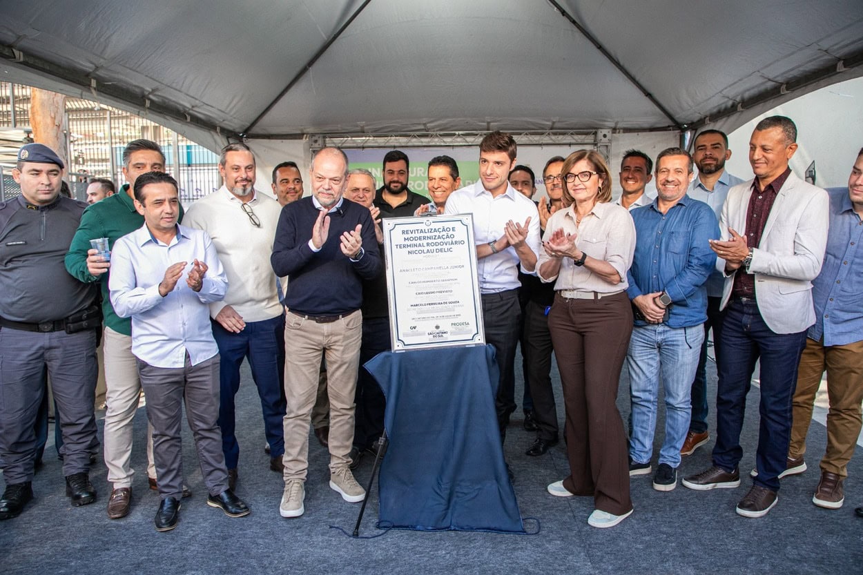 Prefeito ressalta captação de energia solar para ambiente mais arejado e iluminado; obras do módulo 2 garantirão mais acessibilidade