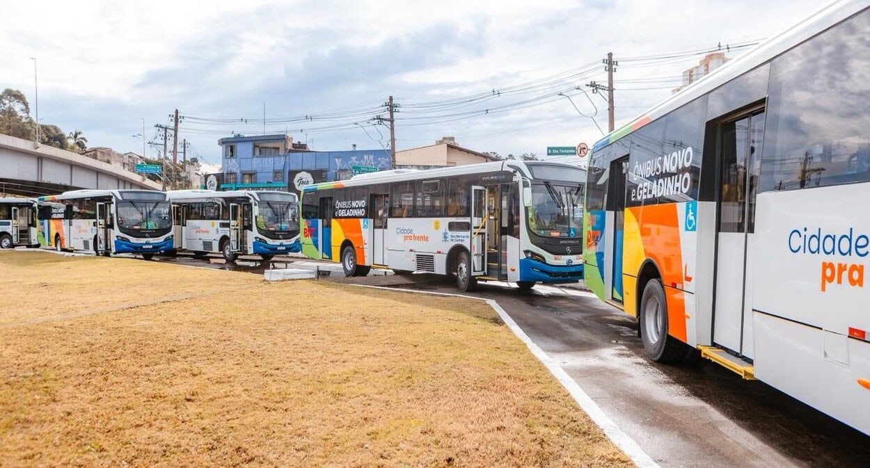 São Bernardo reforça a frota com 10 ônibus, totalizando 65 novos veículos em 2025.