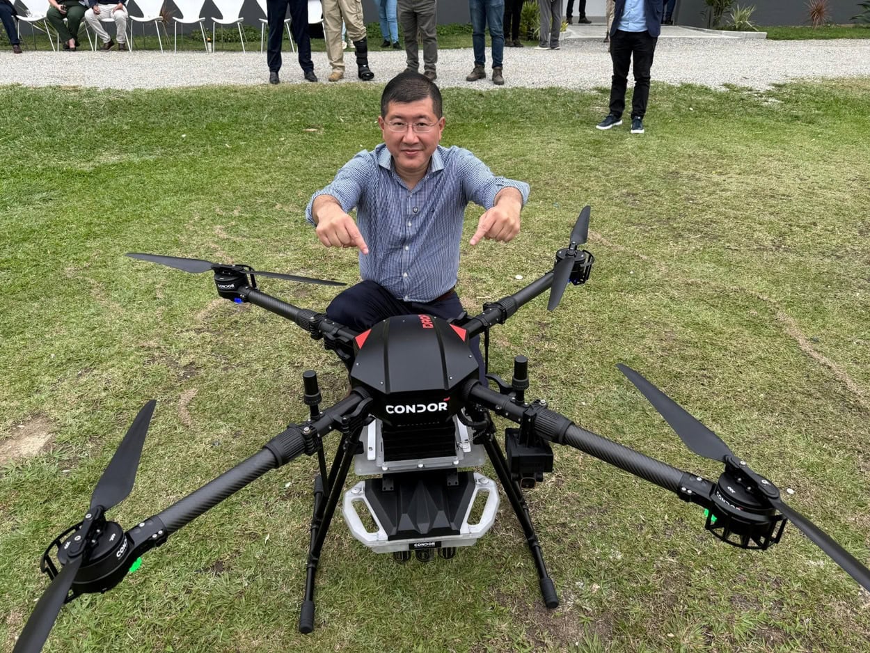 Taka visita fabricante de drone que será usado no combate aos pancadões em Diadema