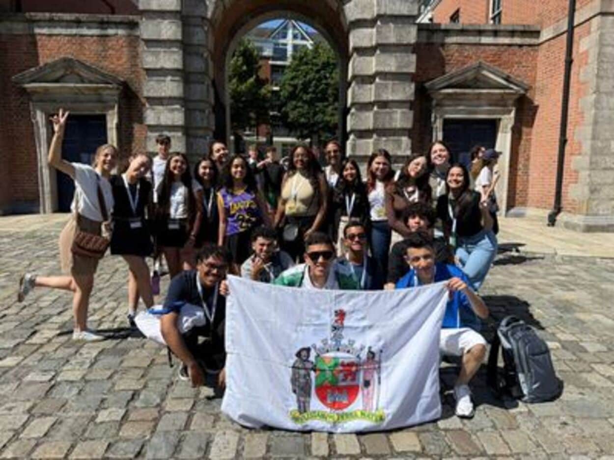 Alunos do Conecta São Bernardo aproveitam cada minuto para viver a experiência do intercâmbio na Irlanda