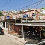 Vítima foi executada durante baile funk no Rua Osvaldo Elias, no bairro Jardim Itapark, dentro da comunidade Kennedy