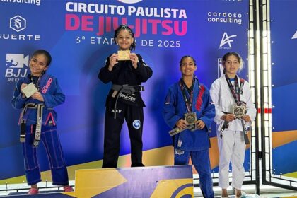 Rebeca Bem-Te-Vi, atleta de São Bernardo, é pentacampeã do Circuito Paulista de Jiu-Jítsu