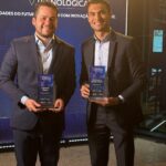 Gilvan recebe prêmios pelo CEP Digital e Siga Invest em Santo André. Foto: Divulgação