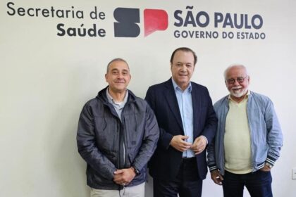 Guto Volpi se reúne com secretário estadual para tratar de custeio e novos serviços de saúde