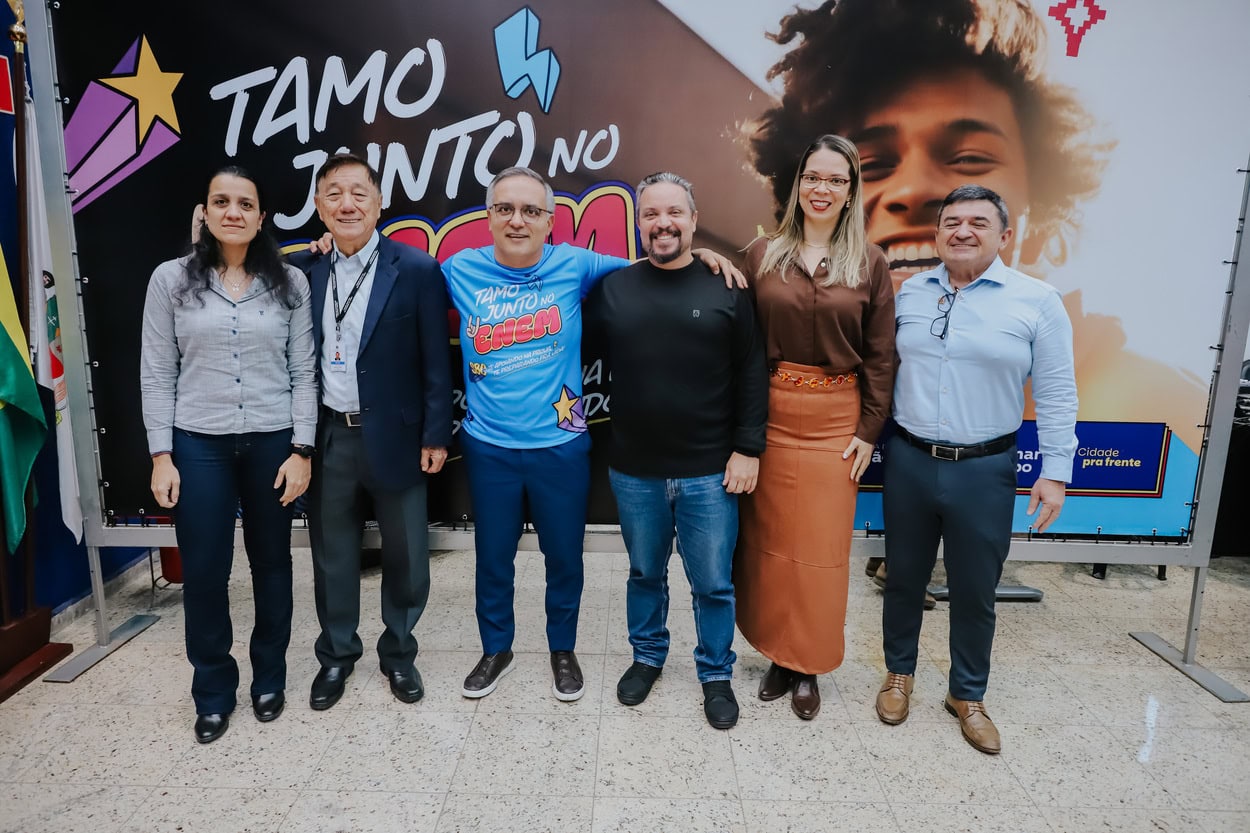 Benefício da gratuidade nos ônibus é válido mediante apresentação do Cartão Legal Estudante, que pode ser obtido por meio de cadastro online