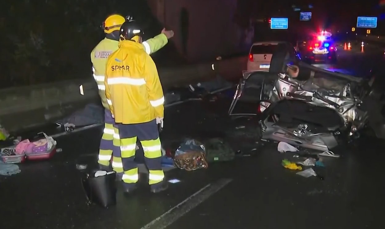 Veículo despenca de viaduto no Rodoanel e quatro jovens perdem a vida em São Bernardo