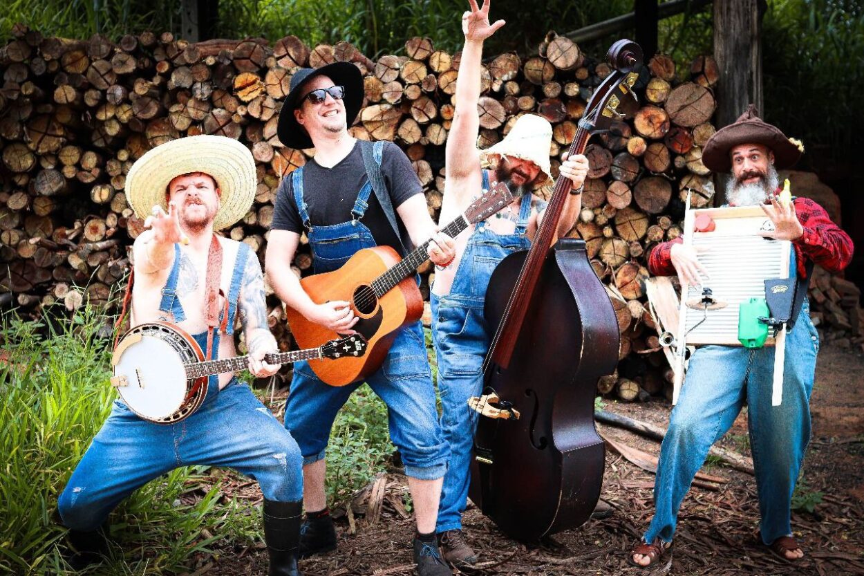 Tião e Os Bravos trazem o “fun western da roça” pela primeira vez a Ribeirão Pires