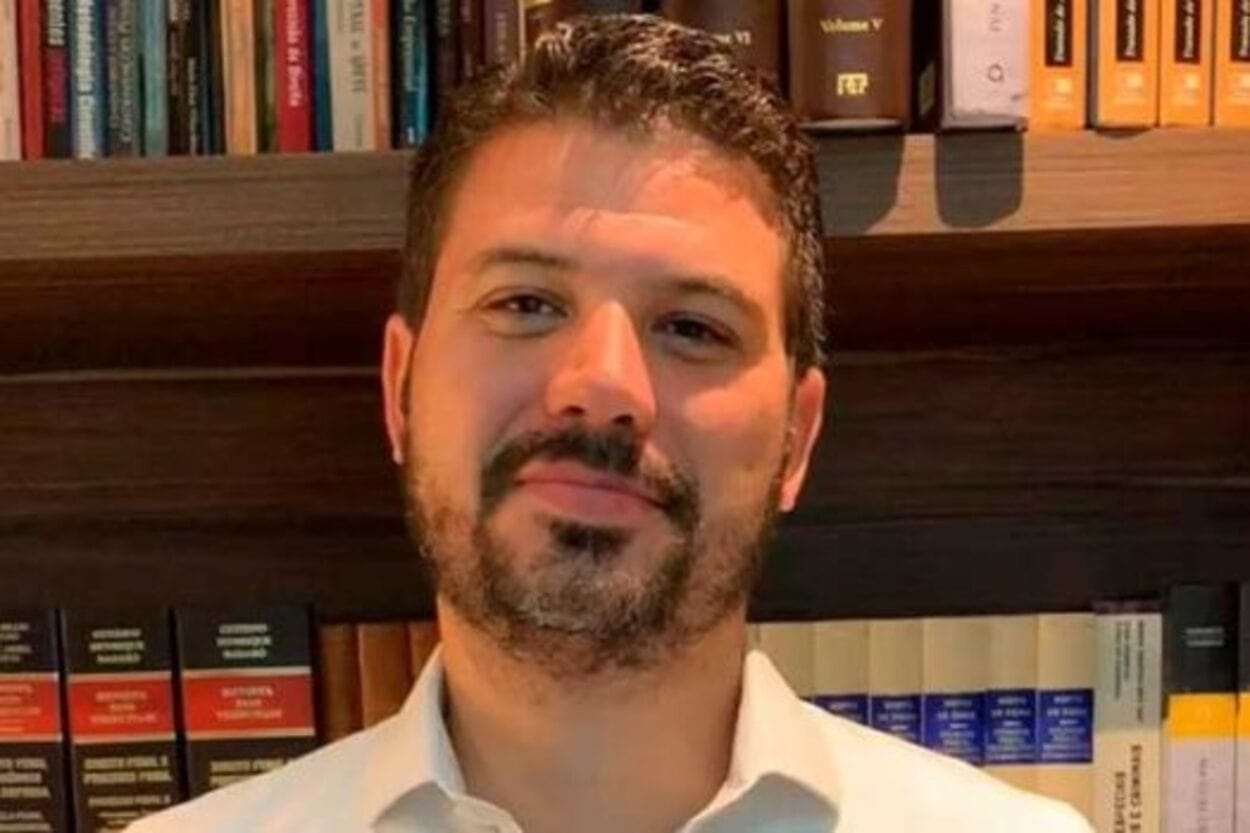Acácio Miranda, remanescente da gestão de Paulo Serra, é demitido da pasta de Infraestrutura após antecipar pré-candidatura; Gilvan quer "imprimir sua personalidade"