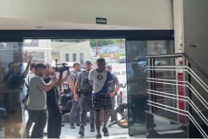 Homem é preso após tirar a vida de operador de trânsito e atropelar ex-companheira em Mauá