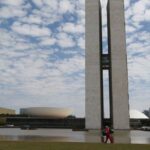 Câmara dos Deputados abre concurso com salários de R$ 21 mil e R$ 30 mil