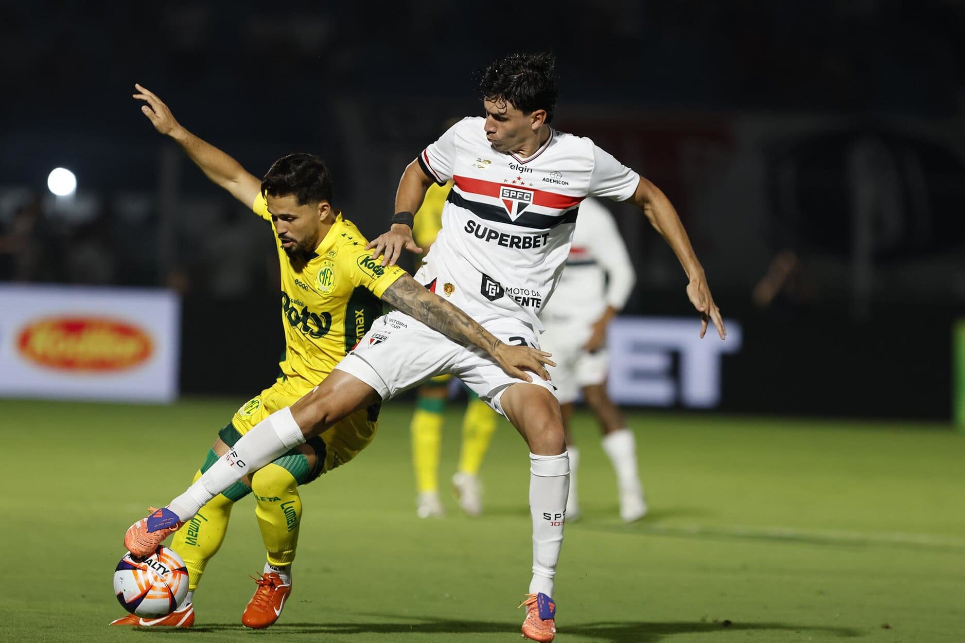 São Paulo perde do Mirassol