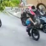 Jovem sem CNH que atropelou homem após empinar moto se apresenta no DP, mas não fica preso em SBC