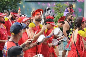 A folia continua na próxima terça-feira com o Bloco Maracatosco Foto: Fellipe Cruz PMETRP