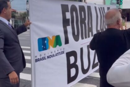Vereador Watanabe promove “buzinaço” contra Lula no Centro de São Bernardo