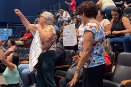 Moradores dos condomínios Frei Tito E Nelson Mandela se manifestam na câmara nesta quarta (25)