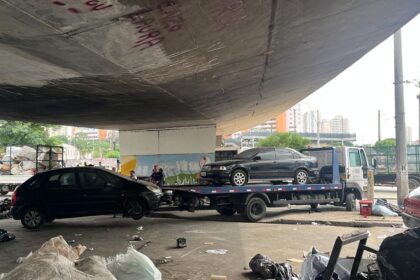Operação conjunta em Santo André interdita dois comércios ilegais de sucata