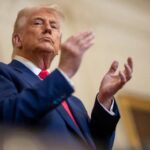 Governo Trump recua e atribui postagem racista contra o casal Obama a 'erro' de funcionário