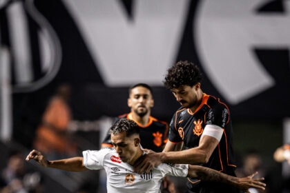 Santos e Corinthians