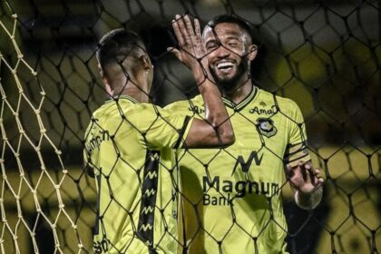 São Bernardo vence Joinville fora de casa e avança pela primeira vez à 4ª fase da Copa do Brasil