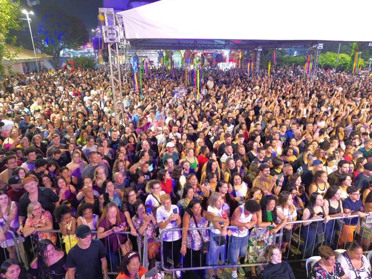 Evento levou milhares de pessoas ao Palco Juazeiro, no Paço Municipal, para show de encerramento da Entoada Nordestina com Falamansa Foto: Fellipe Cruz (PMETRP)