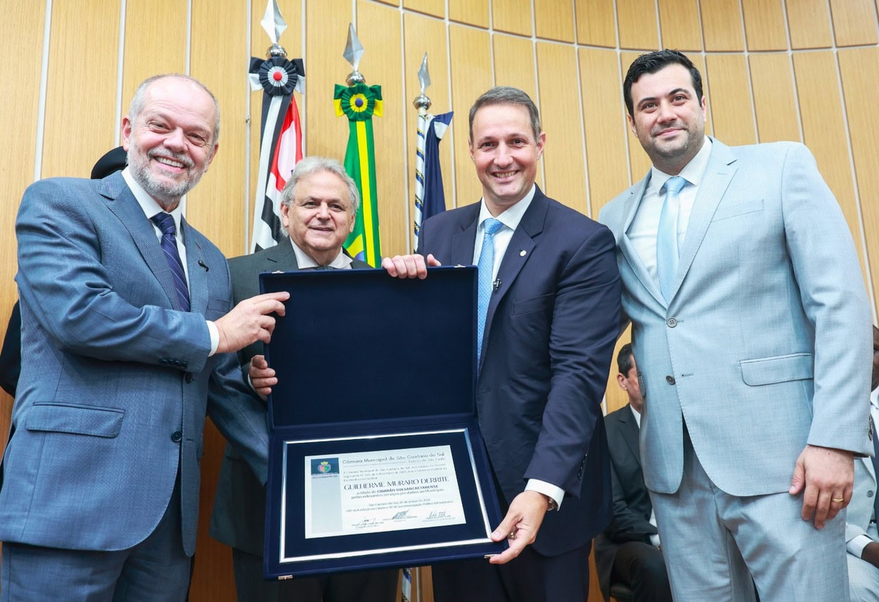 Guilherme Derrite recebe título de Cidadão Sulsancaetanense em noite de homenagens e tom político
