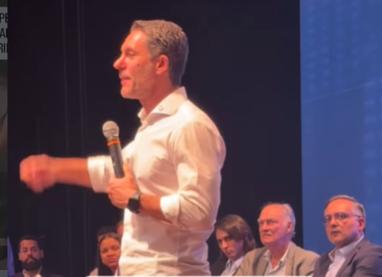 Eleito presidente nacional da sigla, deputado federal Alex Manente utilizou slogan do atual prefeito e pregou união pelo futuro de São Bernardo