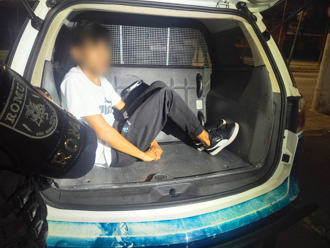 Durante Operação Dorme Bem, Romu de São Bernardo captura procurado pela Justiça no bairro dos Casa
