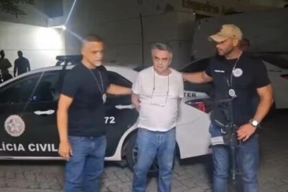 Ator José Dumont, ex-TV Globo, é preso para cumprir pena por abuso