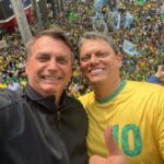 Tarcísio sanciona viaduto em homenagem ao pai de Bolsonaro no berço político de Lula