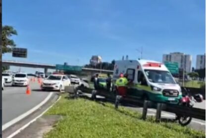 Ciclista morre após ser atropelado por moto na Via Anchieta, em São Bernardo
