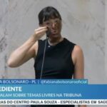 Deputada do PL é alvo de representação no Conselho de Ética após usar tinta no rosto em plenário