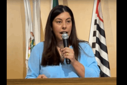 Luana Eloá convoca coletiva após polêmica com filiação de Orlando Morando