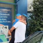 Influenciador de São Bernardo realiza sonho de criança apaixonada por carros de luxo em surpresa emocionante
