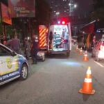 Jovens são atropeladas na Avenida Pereira Barreto e motociclista foge sem prestar socorro