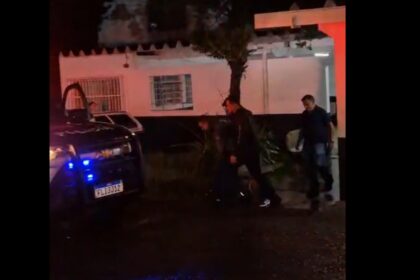 Luciano Xavier Brito deixa delegacia após confessar feminicídio de Sabrina em São Bernardo