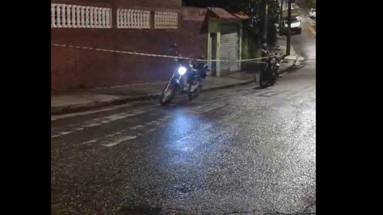Policial de folga reage a assalto e suspeito acaba baleado e preso em Santo André