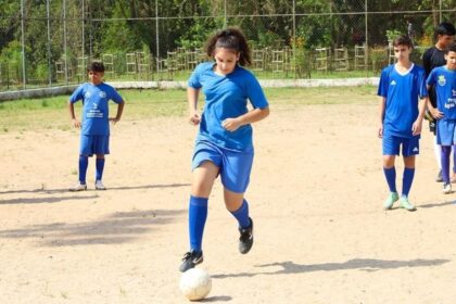 Em Diadema, futebol é cada vez mais coisa de menina