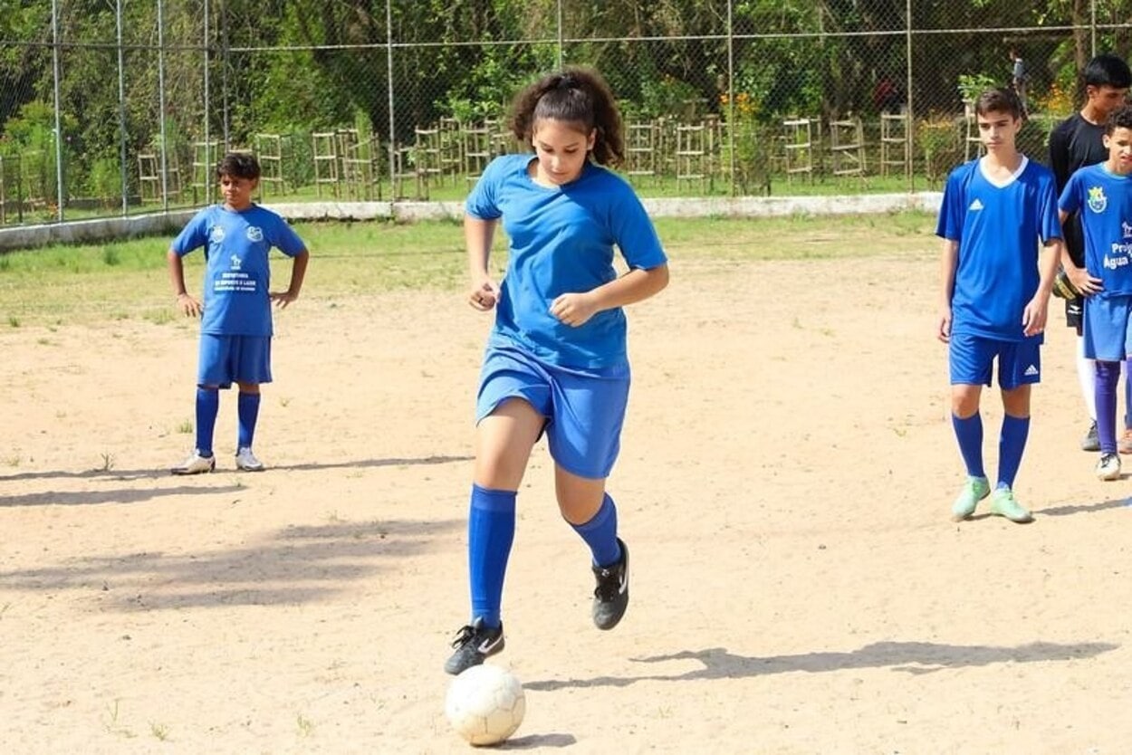 Em Diadema, futebol é cada vez mais coisa de menina