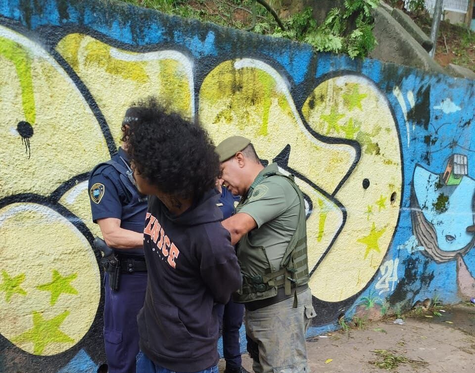 GCM de Diadema impede tentativa de feminicídio